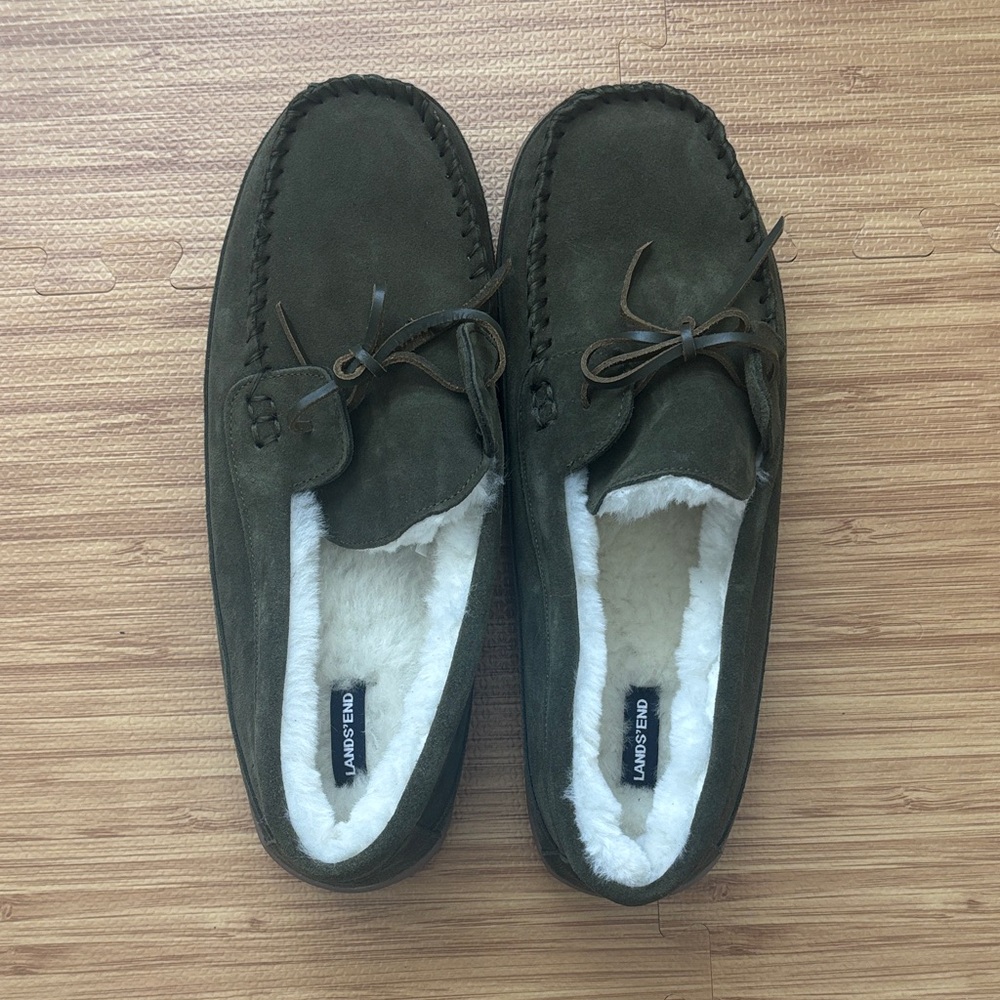 Lands End Men's Olive Suede Sherpa Lined Slippers Men’s size 15
